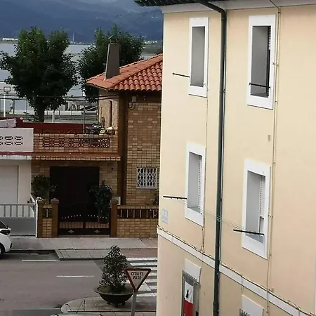 Apartament Paseo Maritimo 2ª Linea Playa, Llegada Autonoma, Wifi Santoña