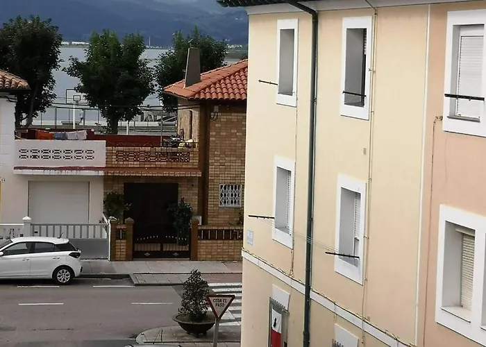 Apartament Paseo Maritimo 2ª Linea Playa, Llegada Autonoma, Wifi Santoña